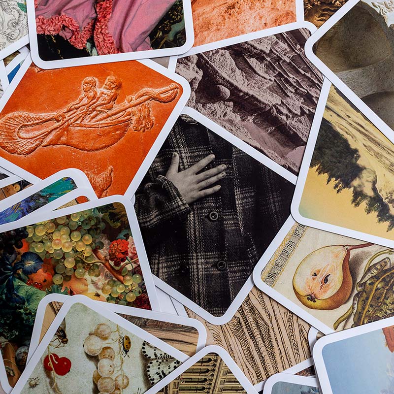 OuiSi x Getty: 210 Art Cards with Creative Games - OuiSi